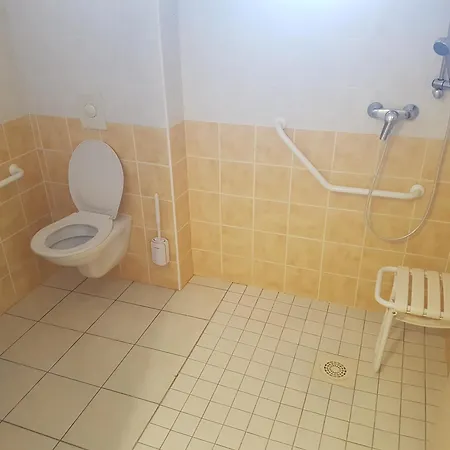 Отель La Diligence 2*